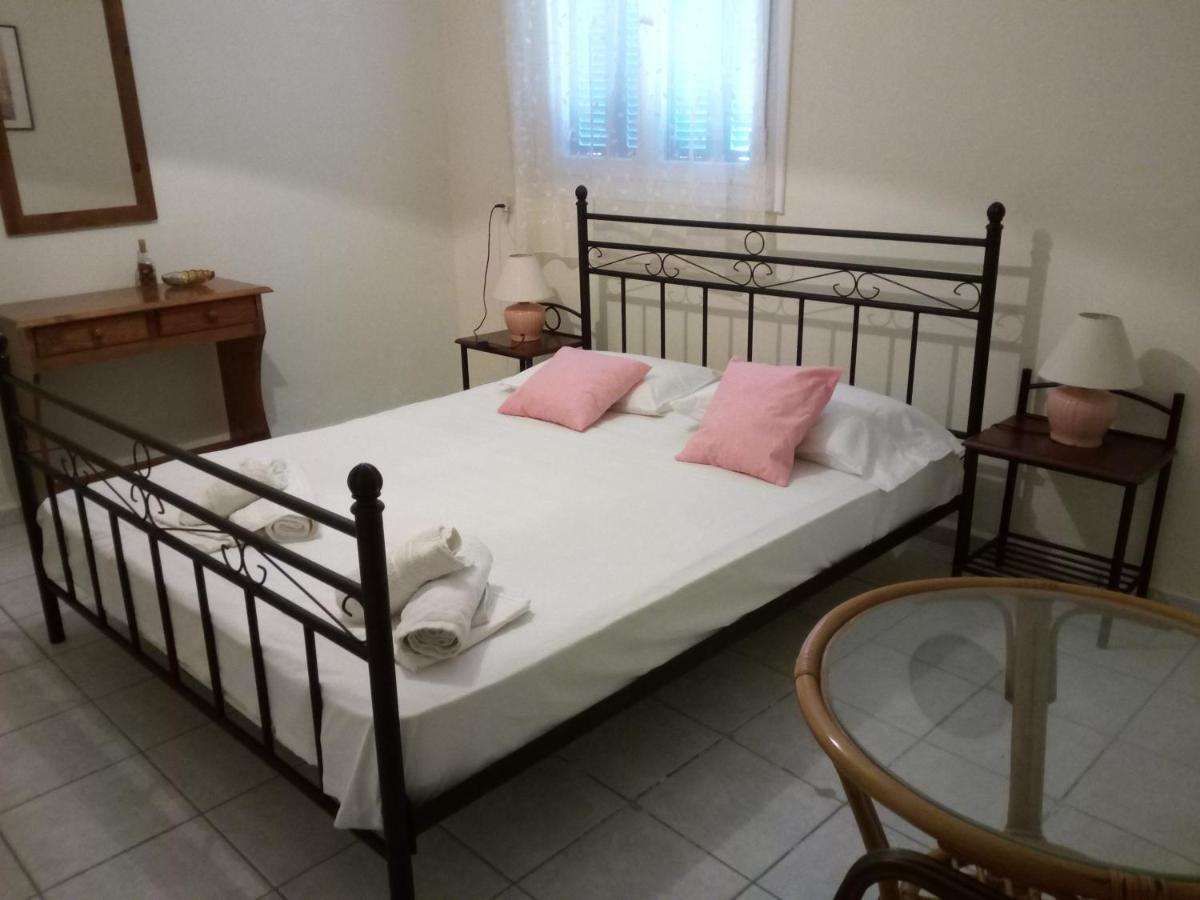 Kini Agnes Rooms מראה חיצוני תמונה