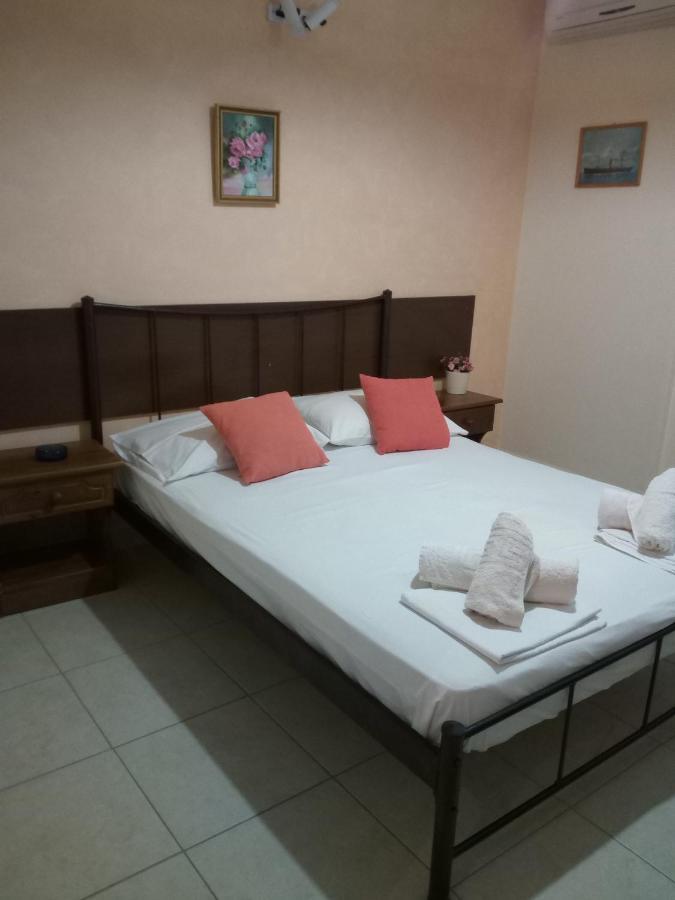 Kini Agnes Rooms מראה חיצוני תמונה