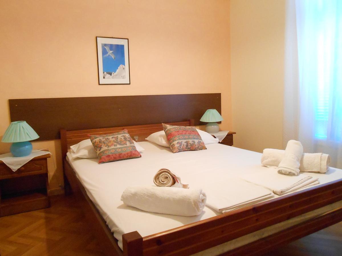Kini Agnes Rooms מראה חיצוני תמונה